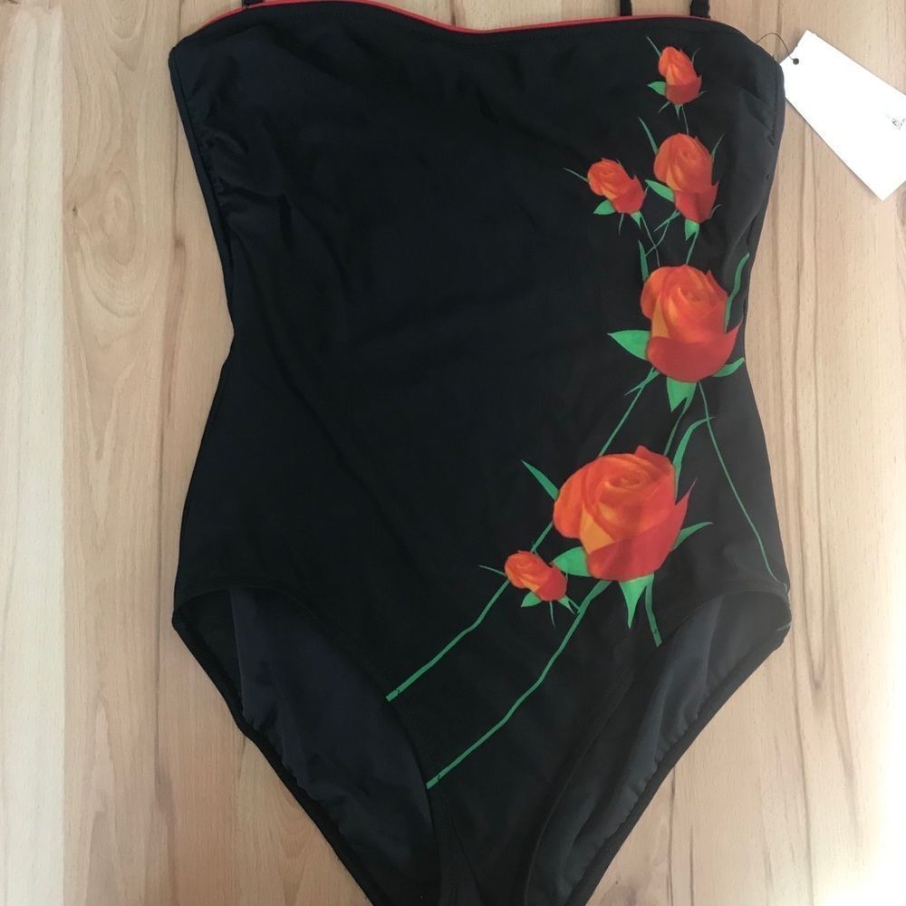 NWT Calvin Klein swimwear size 8